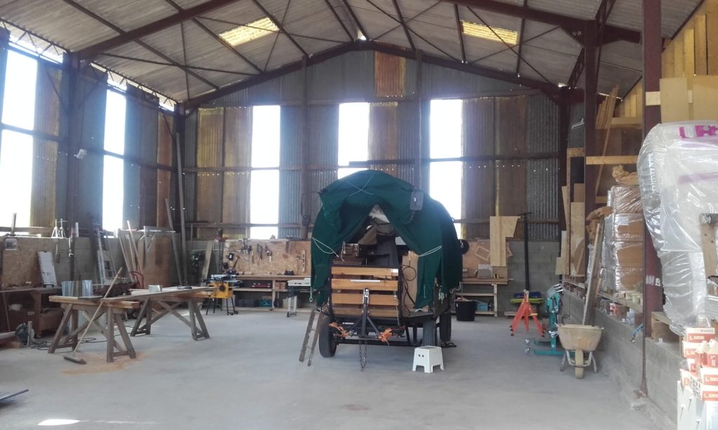 La roulotte en cours de transformation